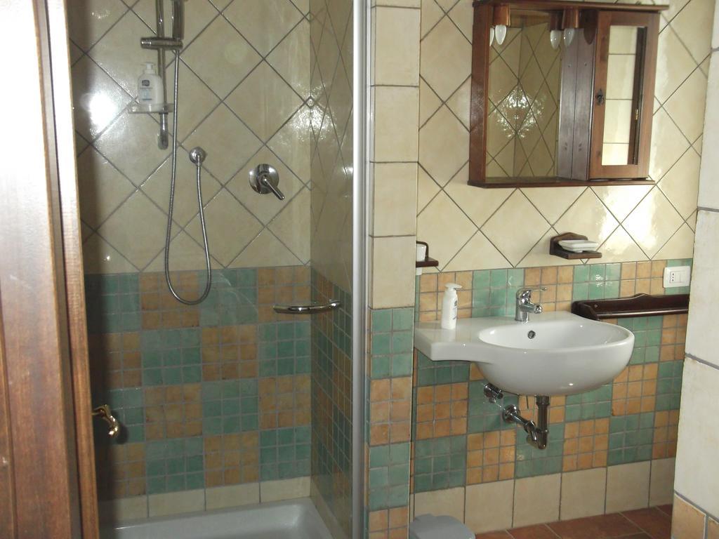 Il Laghetto Agriturismo Villa Manciano Bilik gambar