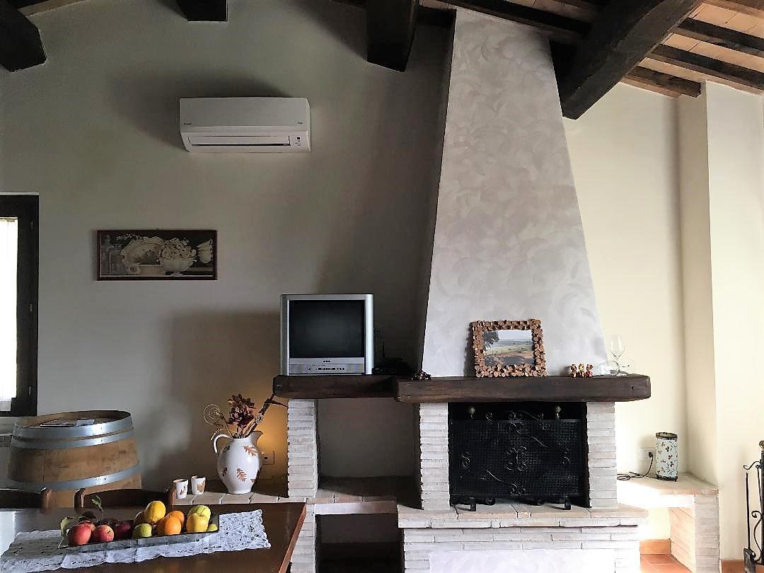 Il Laghetto Agriturismo Villa Manciano Luaran gambar